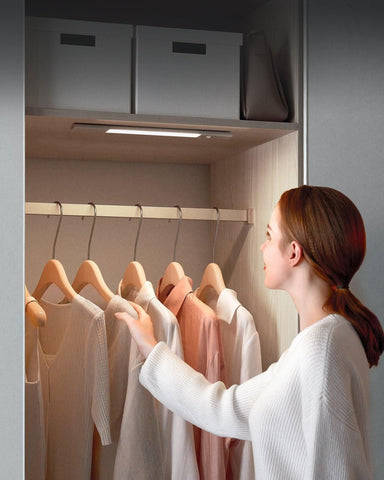 EZVALO EzLumiBar Air Rechargeable Motion Sensor Cabinet Light 5000K - 15.74